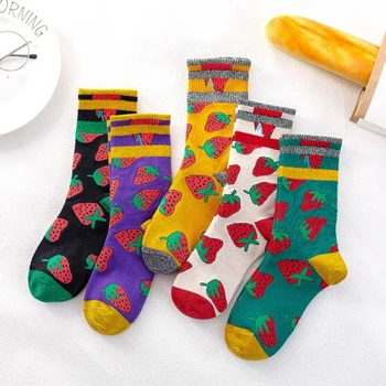 Новые блестящие шелковые однотонные женские носки, хлопковые носки для экипажа с мультяшными фруктами клубничного цвета, милые полосатые носки в японском стиле харадзюку