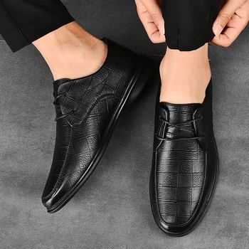 Повседневная мужская обувь, Кожаная обувь с большим носком и мягкой подошвой, Универсальная деловая Летняя дышащая обувь на шнуровке, Стиль 2023, Мужская обувь, Лоферы, мужские