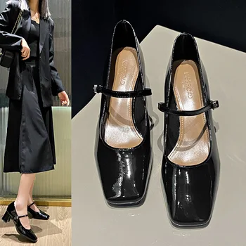 Женская обувь в африканском стиле без застежки с квадратным носком, коллекция 2023 года, туфли-лодочки на платформе и шнуровке из лакированной кожи, брендовые босоножки Mary Jane на массивном каблуке, Последняя модель S