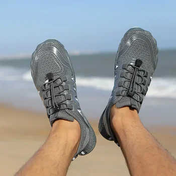 Спорт Плавание Пляж Подводное плавание Водные ботинки с пятью пальцами Скорость Помехи Водные Ботинки Фитнес В помещении Пара туристических ботинок