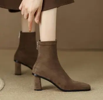 Женские Короткие сапоги на Высоком Каблуке во Французском стиле 2023, Модные Персонализированные Популярные Женские ботинки