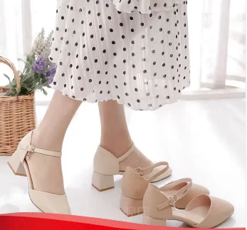 2023 домашние тапочки для женщин, которые летом носят переносную гостиничную обувь M-40710
